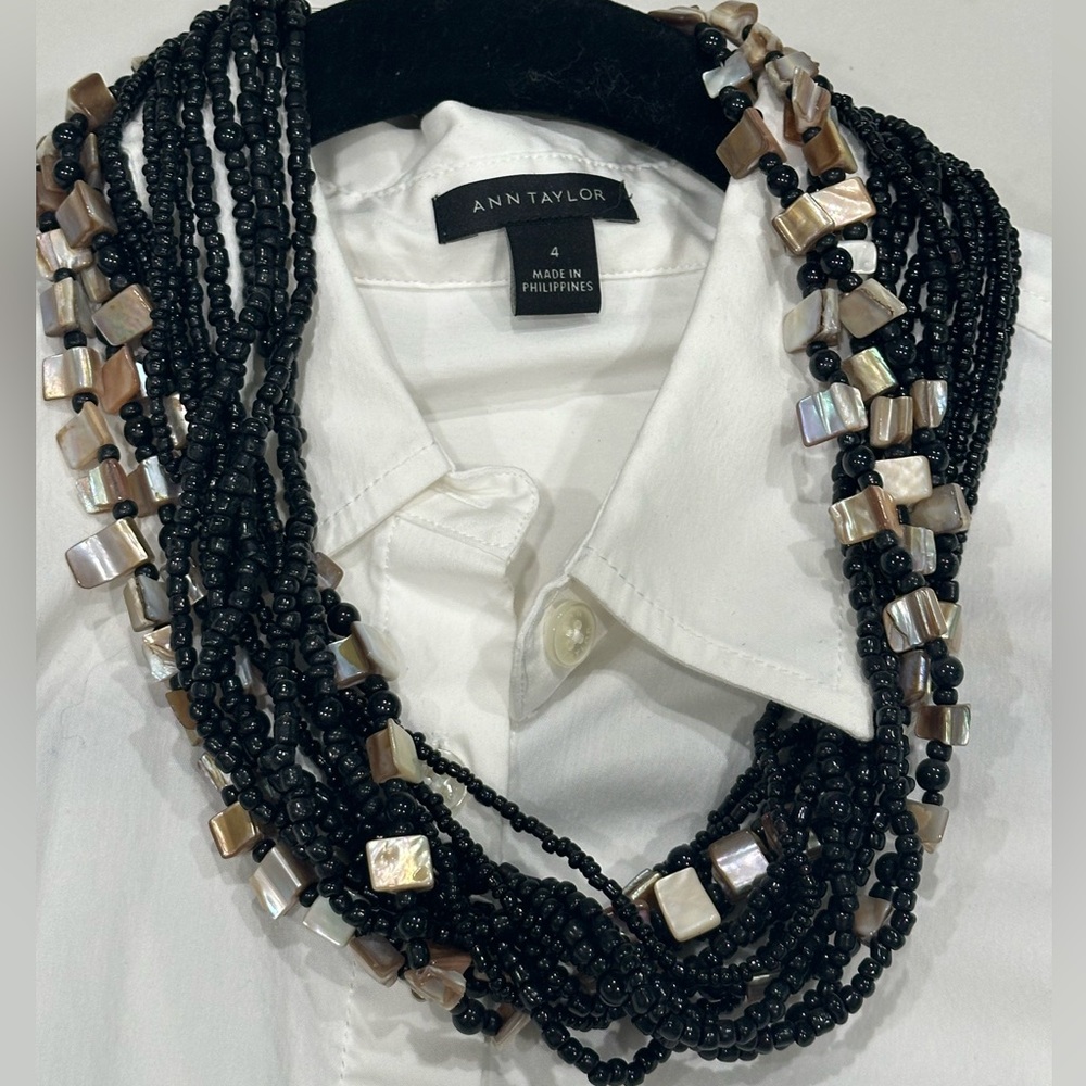 chunky black beaded necklace